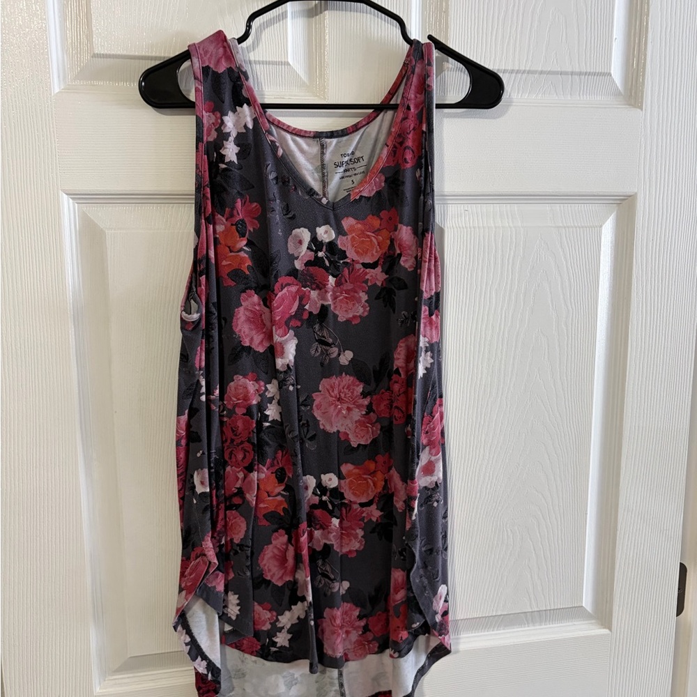 Torrid Floral Tank Top - Pink and Gray